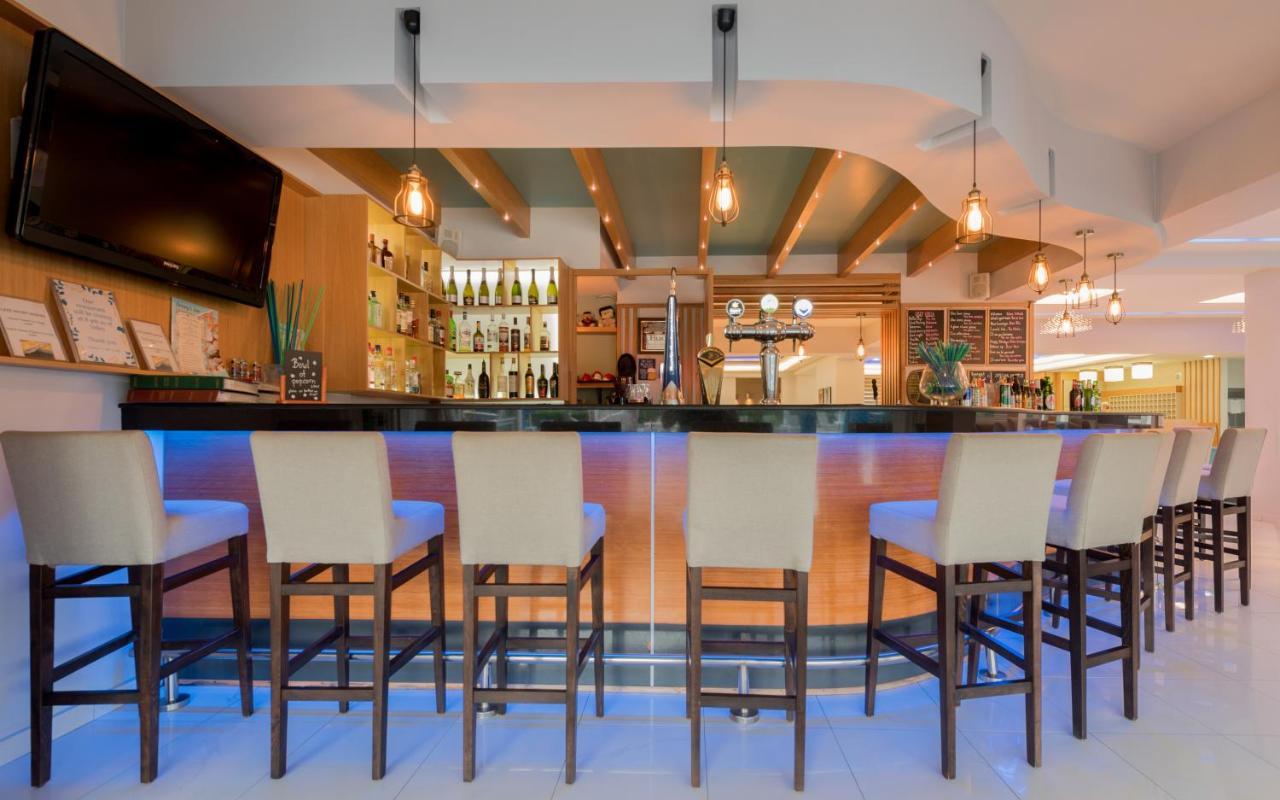 Denny'S Inn Kalamákion Extérieur photo