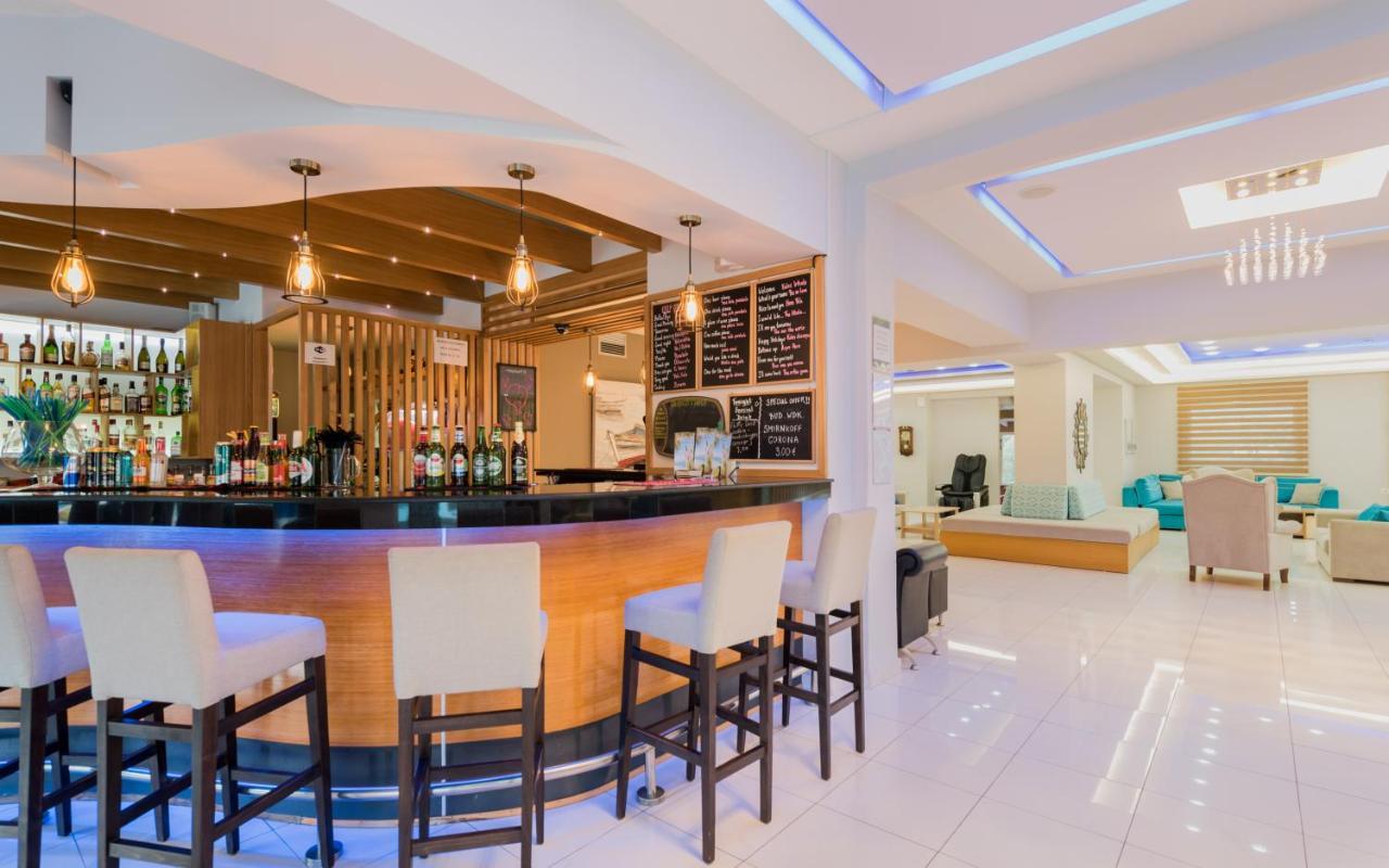 Denny'S Inn Kalamákion Extérieur photo